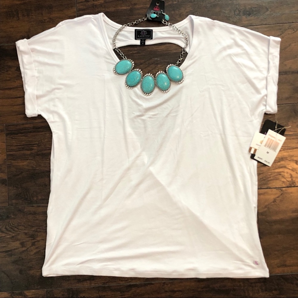 🛍🆕 Pink Lotus Open Back Top in White